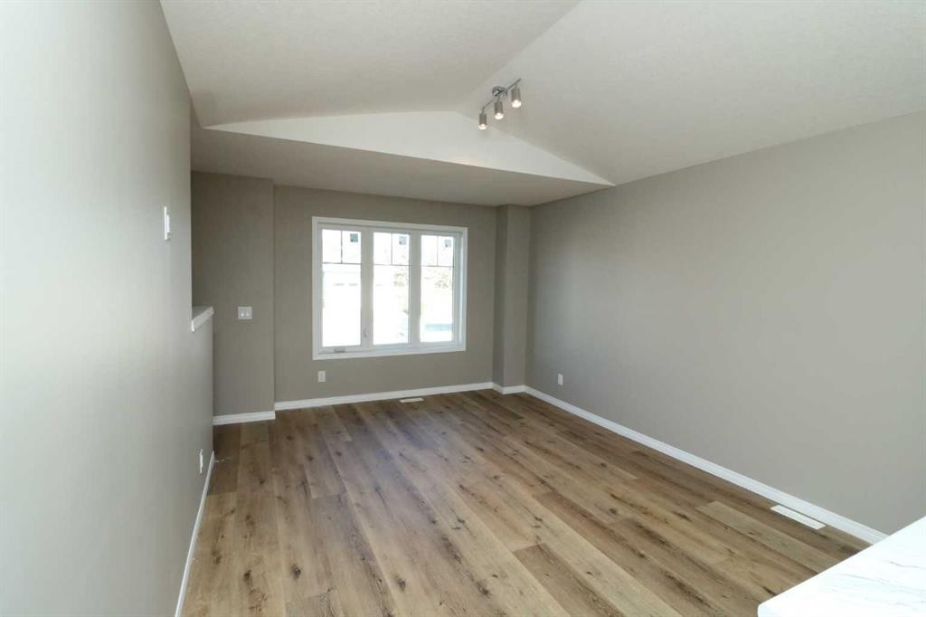 447 Henricks Drive, Irricana, AB
