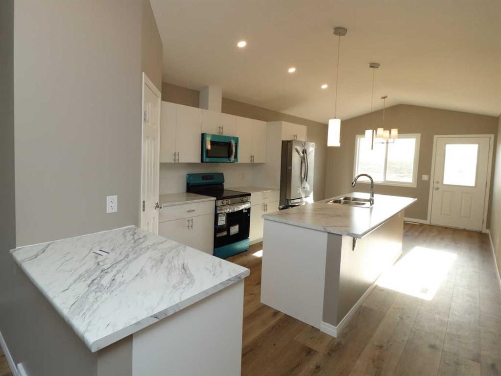 447 Henricks Drive, Irricana, AB