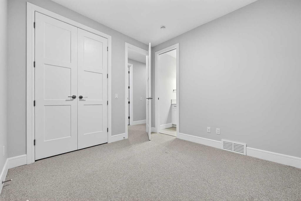 95 Rock Lake View Nw, Calgary, AB - Indoor Photo Showing Other Room