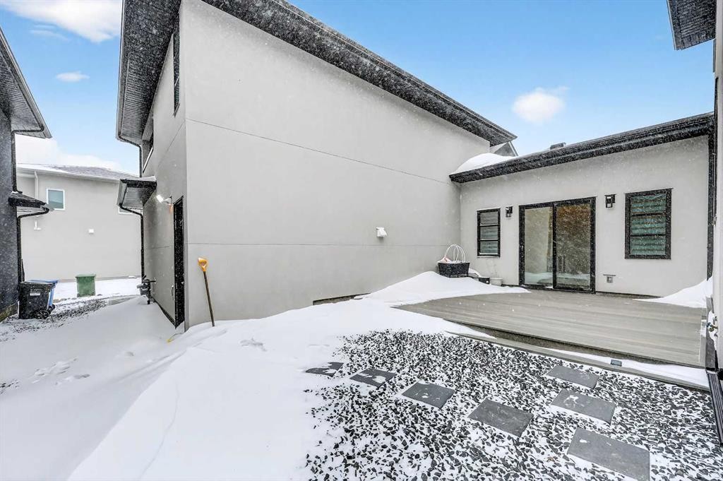 95 Rock Lake View Nw, Calgary, AB - Outdoor With Exterior
