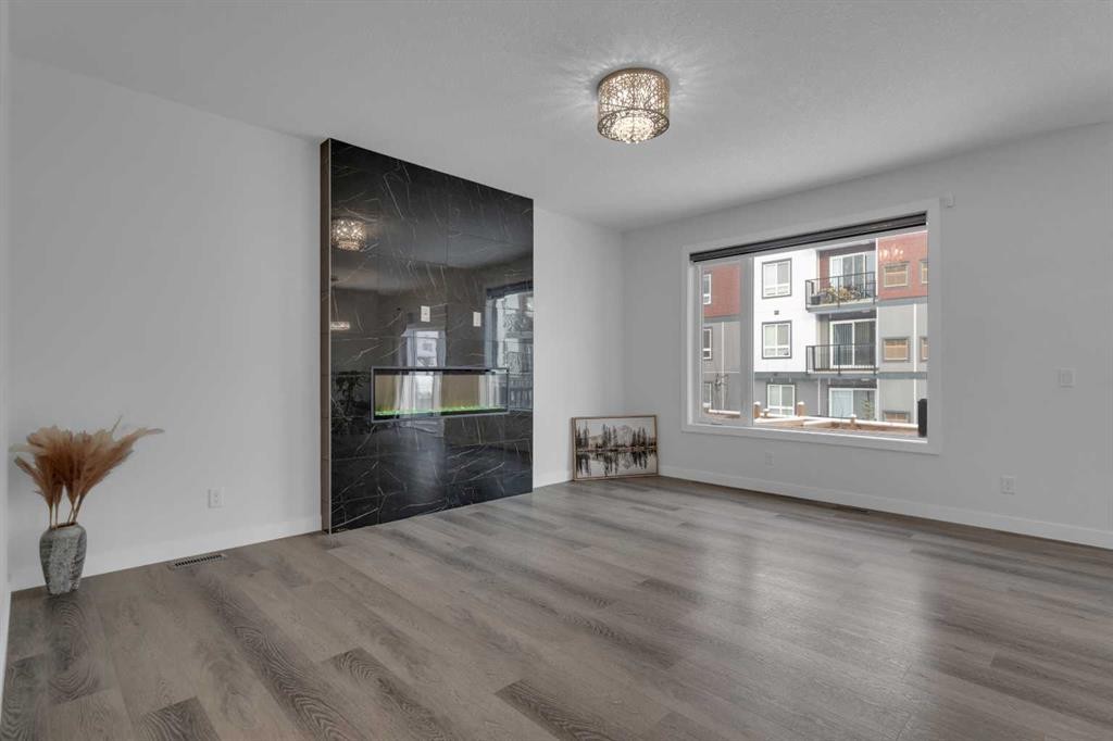 #208 Dawson Harbour Heights, Chestermere, AB - Indoor