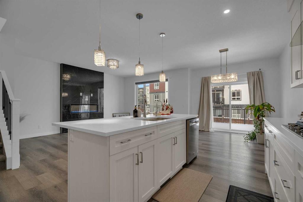 #208 Dawson Harbour Heights, Chestermere, AB - Indoor Photo Showing Kitchen With Upgraded Kitchen