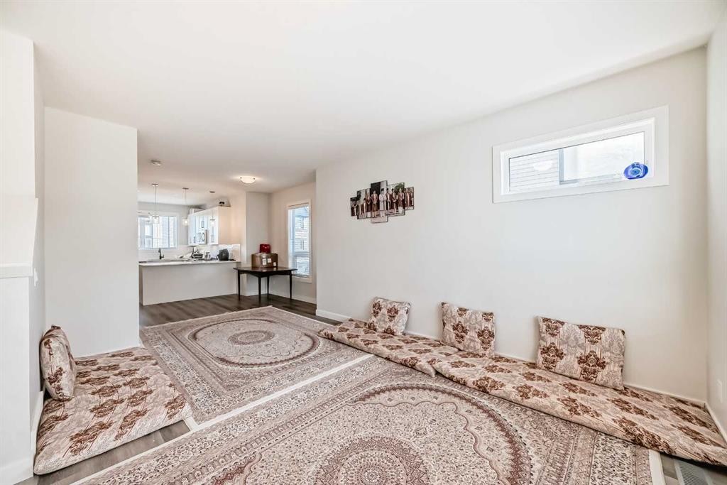 30 Evanscrest Park Nw, Calgary, AB - Indoor