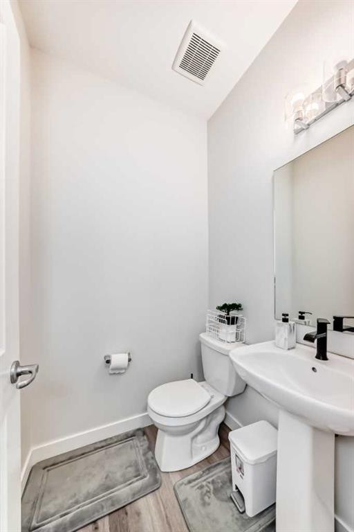 30 Evanscrest Park Nw, Calgary, AB - Indoor Photo Showing Bathroom