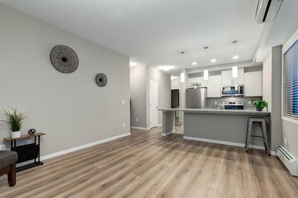 316-30 Mahogany Mews Se, Calgary, AB - Indoor Photo Showing Kitchen With Upgraded Kitchen