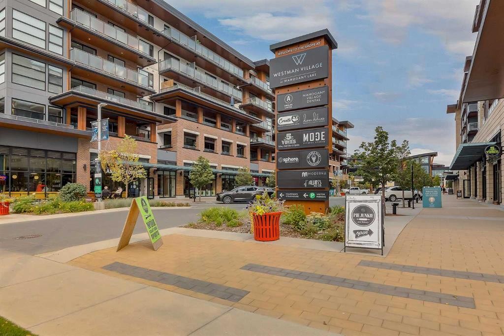316-30 Mahogany Mews Se, Calgary, AB - Outdoor With Balcony