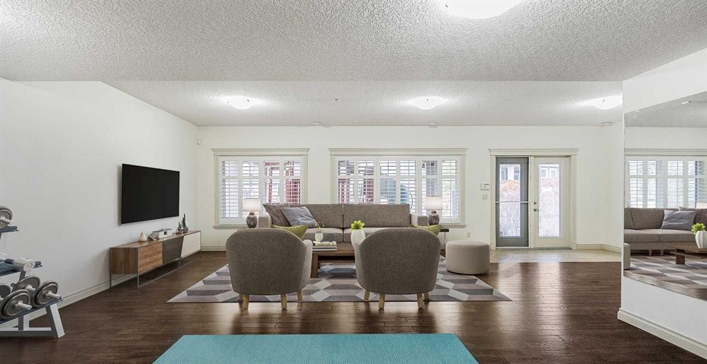 151 Mahogany Bay Se, Calgary, AB - Indoor Photo Showing Living Room