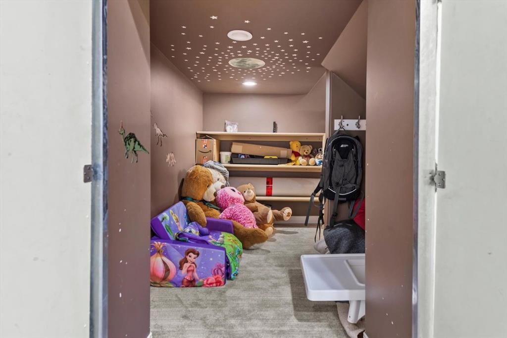 800 Prestwick Circle Se, Calgary, AB - Indoor