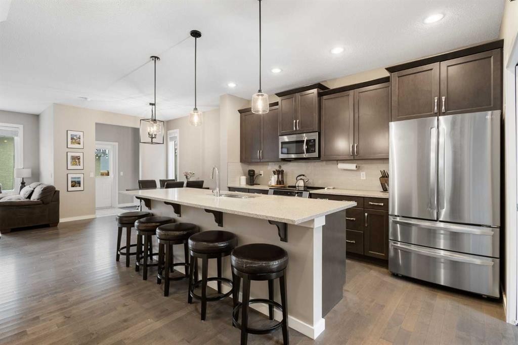 41 Marquis Common Se, Calgary, AB - Indoor Photo Showing Kitchen With Stainless Steel Kitchen With Upgraded Kitchen
