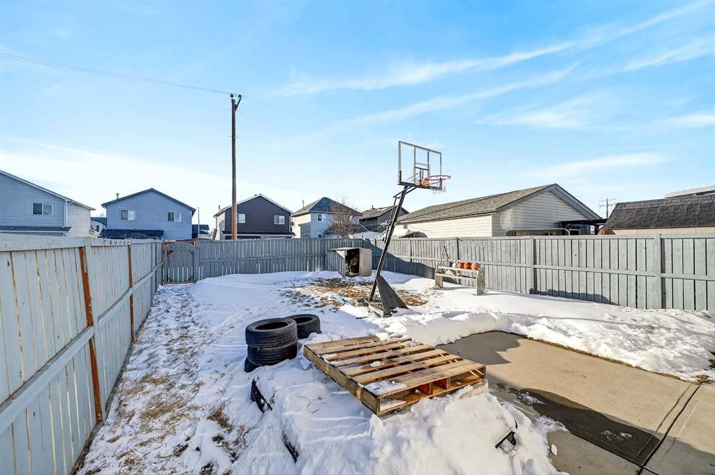 312 Martin Crossing Way Ne, Calgary, AB - Outdoor