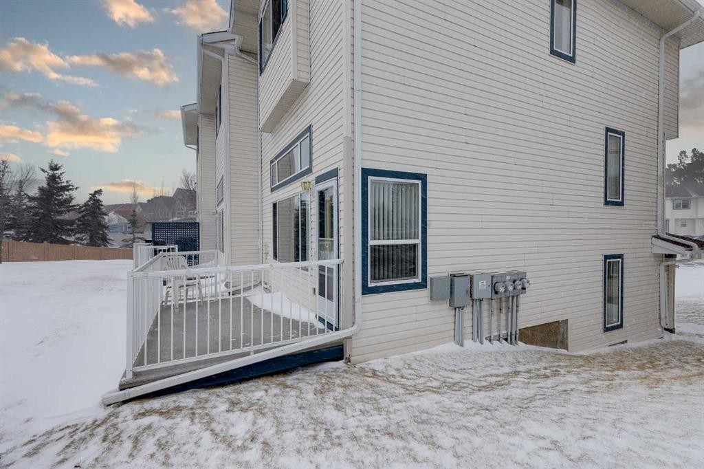 153 Rocky Ridge Court Nw, Calgary, AB - Outdoor With Exterior