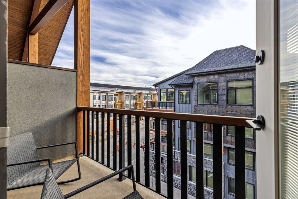 402-1315 Spring Creek Gate, Canmore, AB - Outdoor With Exterior