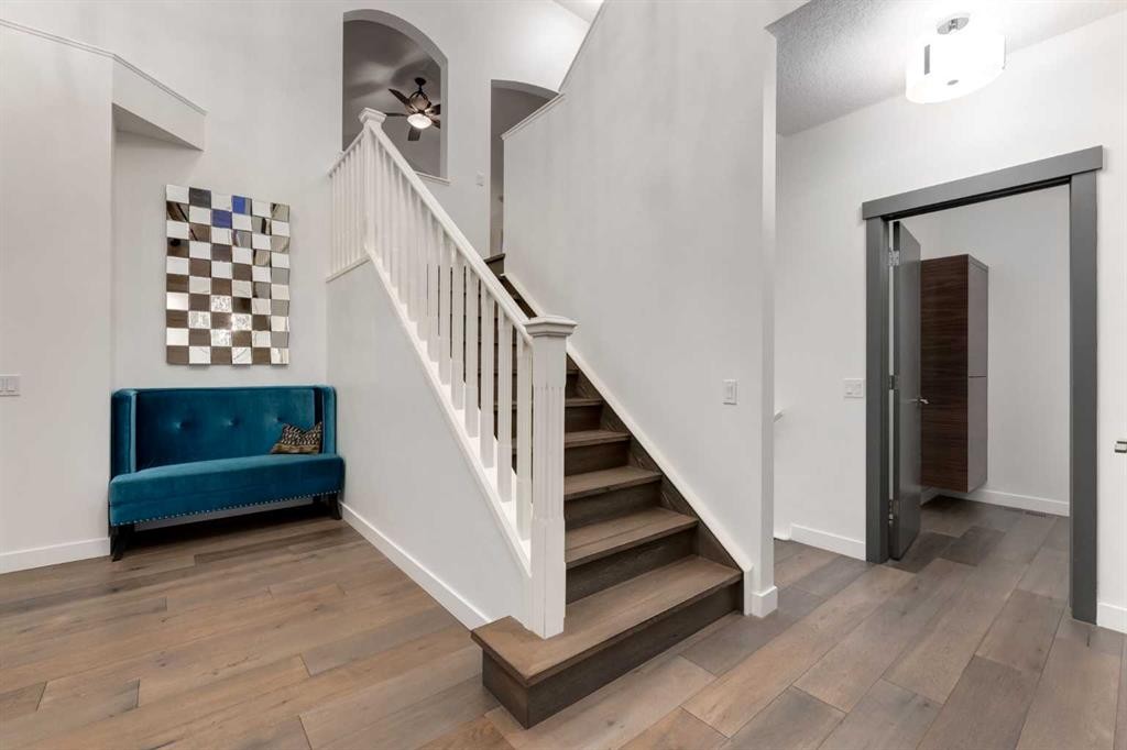 29 Cranleigh Park Se, Calgary, AB