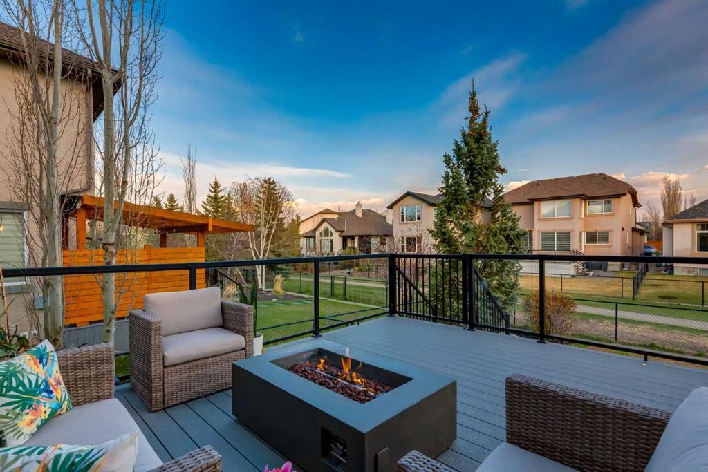 29 Cranleigh Park Se, Calgary, AB
