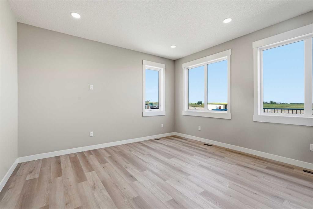 124 Coote Street, Cayley, AB - Indoor Photo Showing Other Room