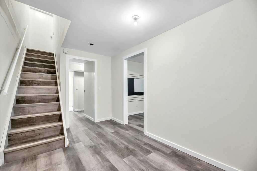 29-131 Templehill Drive Ne, Calgary, AB - Indoor Photo Showing Other Room