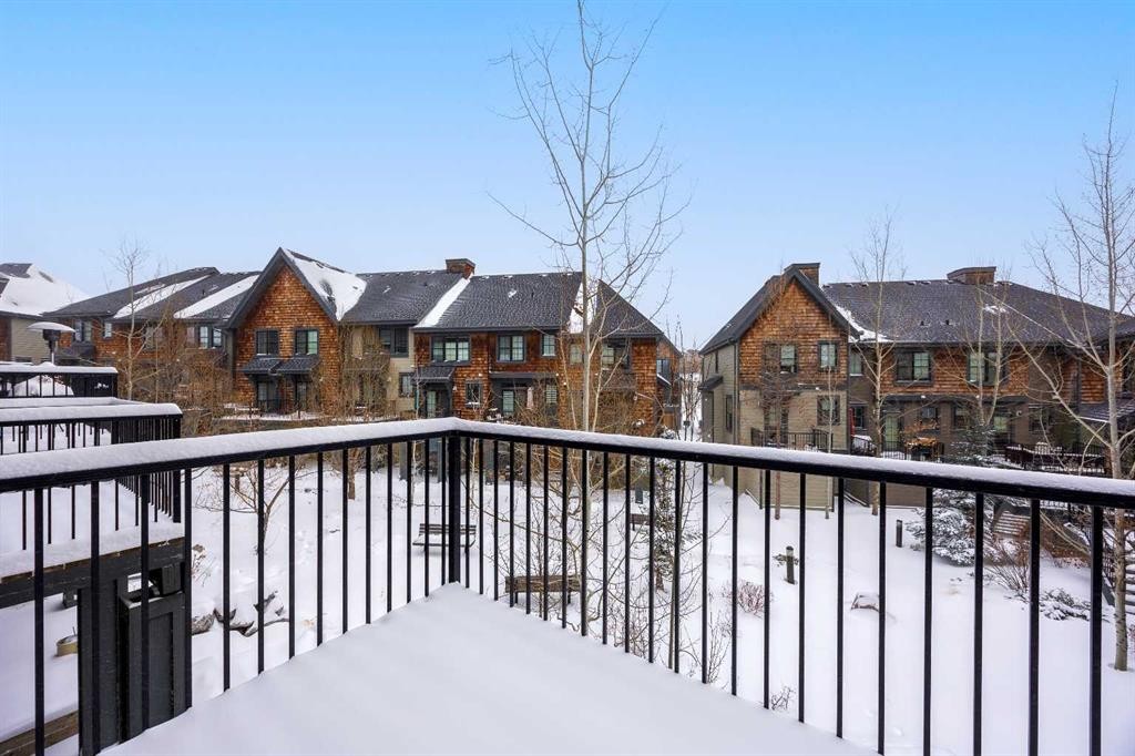 455 Ascot Circle Sw, Calgary, AB - Outdoor