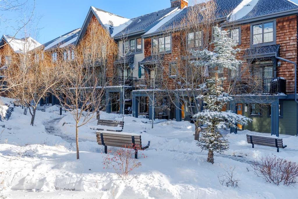 455 Ascot Circle Sw, Calgary, AB - Outdoor