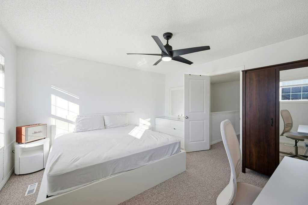 70 Skyview Point Green Ne, Calgary, AB - Indoor Photo Showing Bedroom