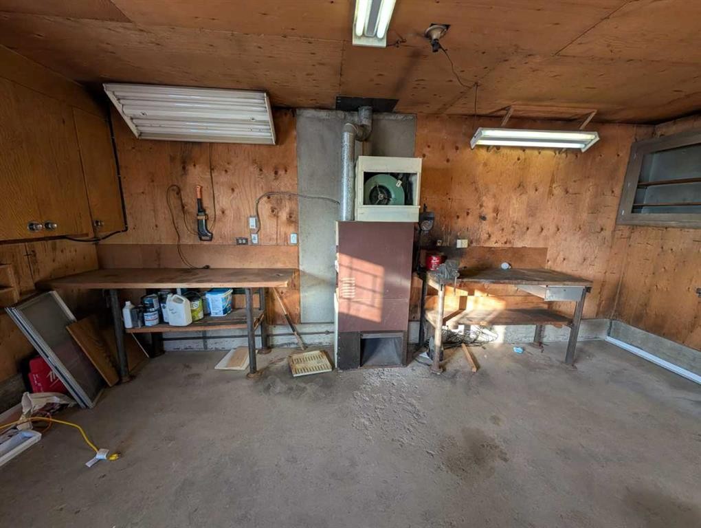 7504 39 Avenue Nw, Calgary, AB