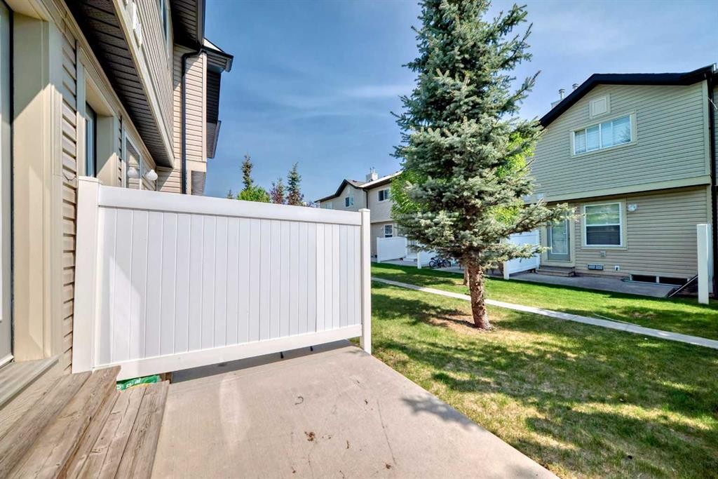147 Saddlebrook Point Ne, Calgary, AB - Outdoor With Exterior