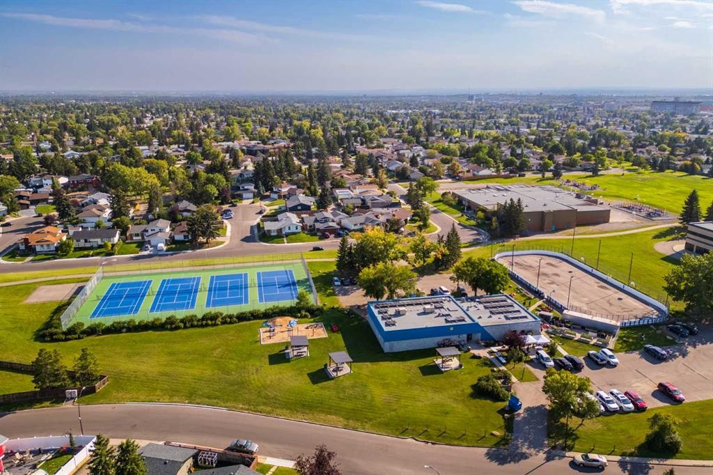 23 Whitlock Close Ne, Calgary, AB - Outdoor With View