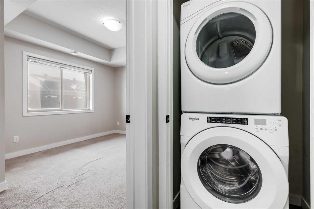 1511-2461 Baysprings Link Sw, Airdrie, AB - Indoor Photo Showing Laundry Room