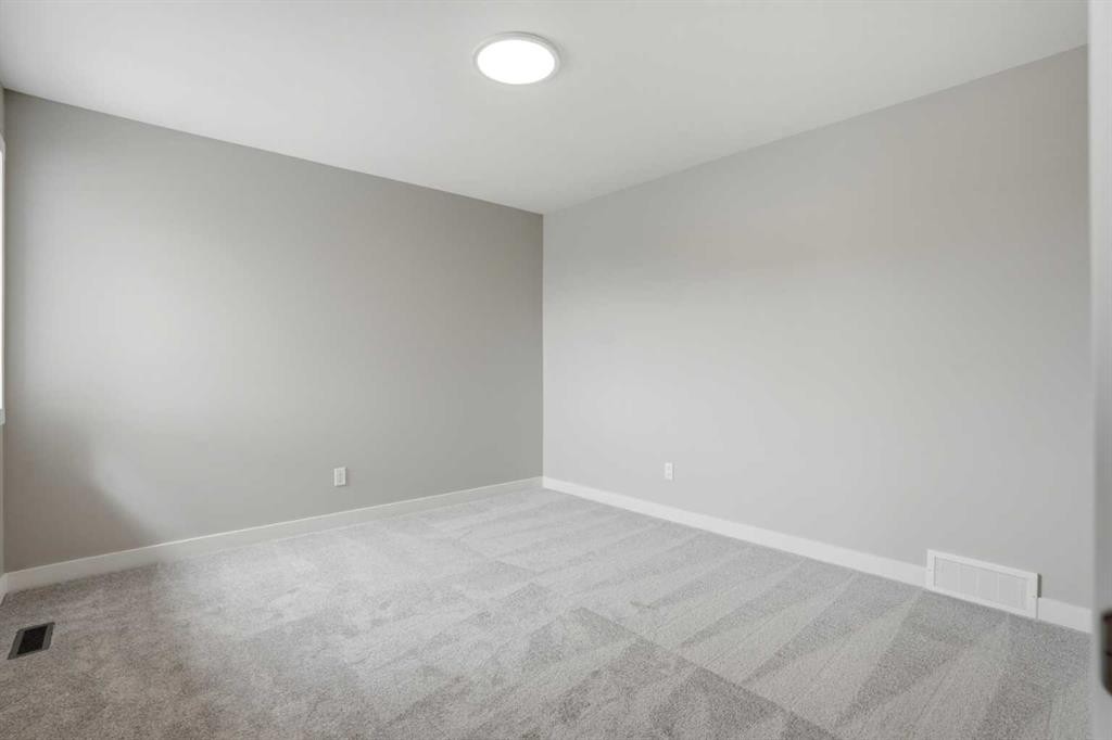 213 Clearview Court, Chestermere, AB