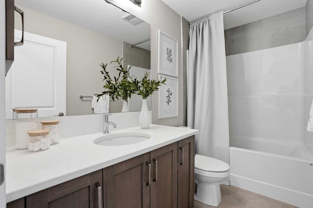 213 Clearview Court, Chestermere, AB
