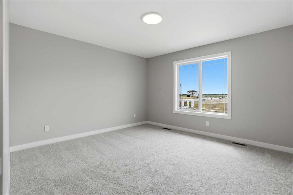 213 Clearview Court, Chestermere, AB
