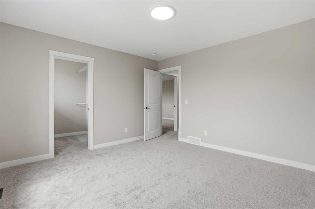 213 Clearview Court, Chestermere, AB