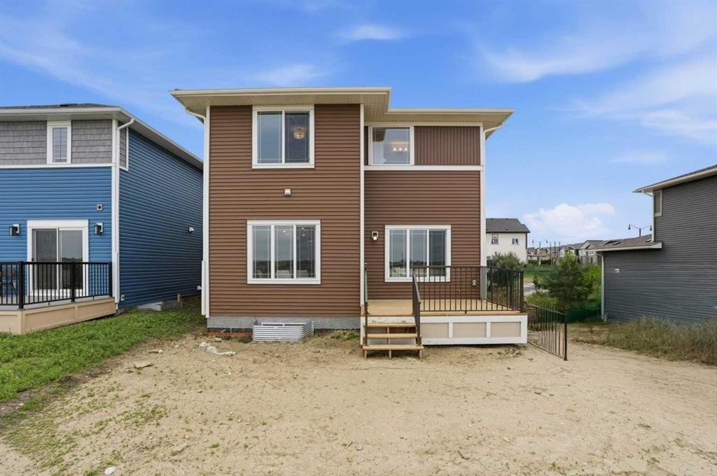 213 Clearview Court, Chestermere, AB