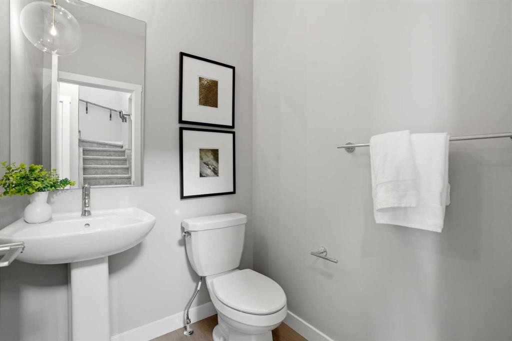 213 Clearview Court, Chestermere, AB