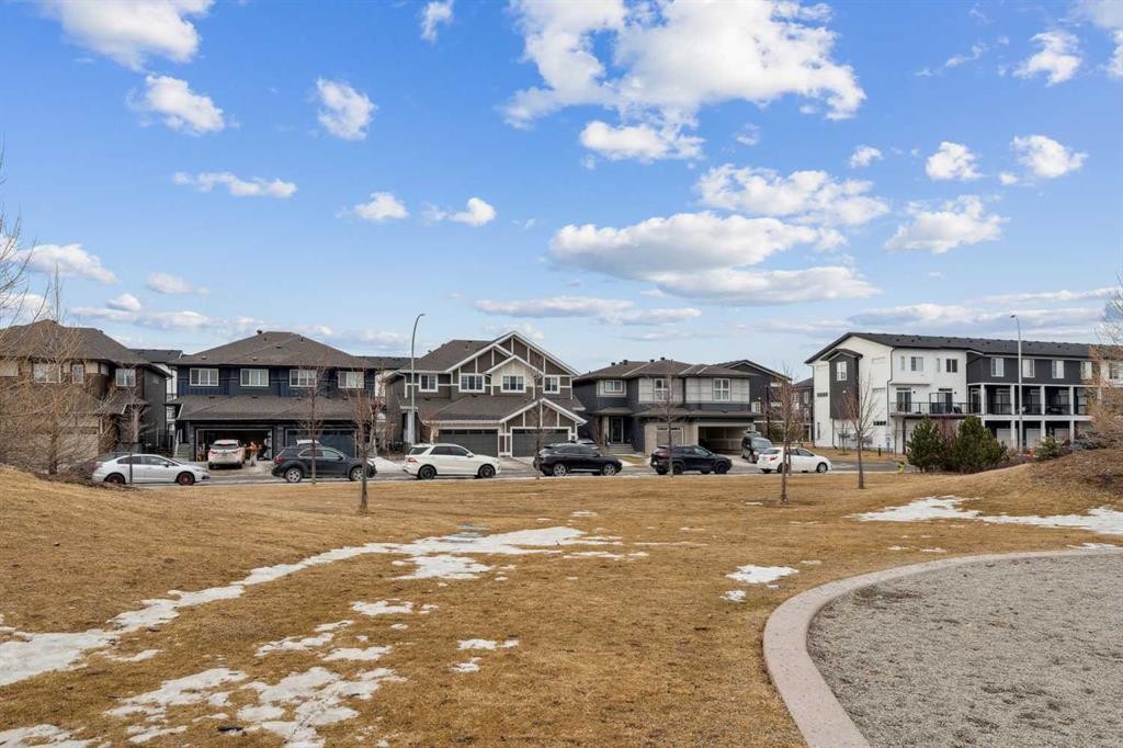 123 Walcrest Way Se, Calgary, AB - Outdoor