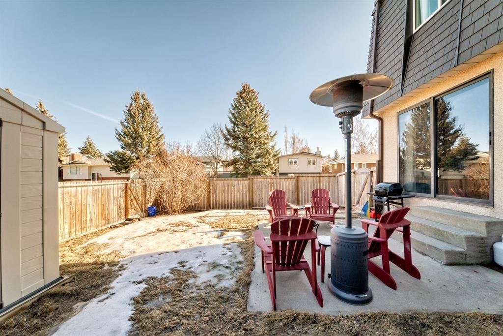 144 Silvergrove Road Nw, Calgary, AB