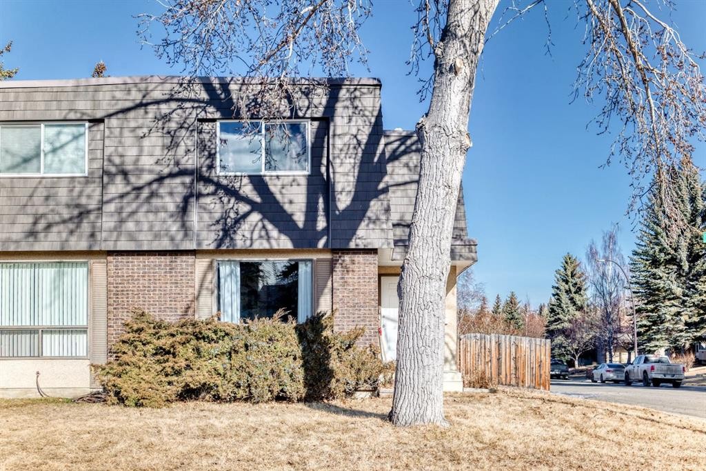144 Silvergrove Road Nw, Calgary, AB
