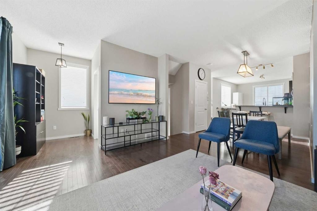 176 Evansview Gardens Nw, Calgary, AB - Indoor