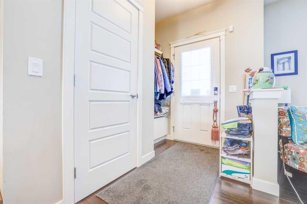 29 Redstone Common Ne, Calgary, AB - Indoor Photo Showing Other Room