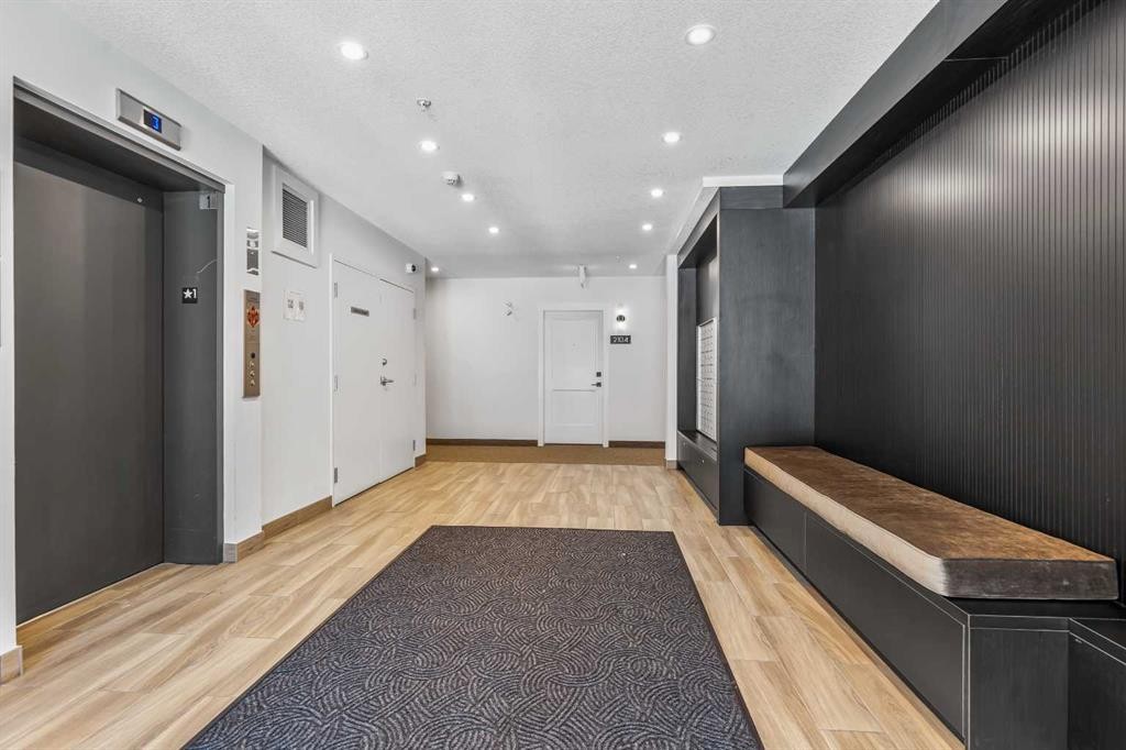 2113-200 Seton Circle Se, Calgary, AB - Indoor Photo Showing Other Room