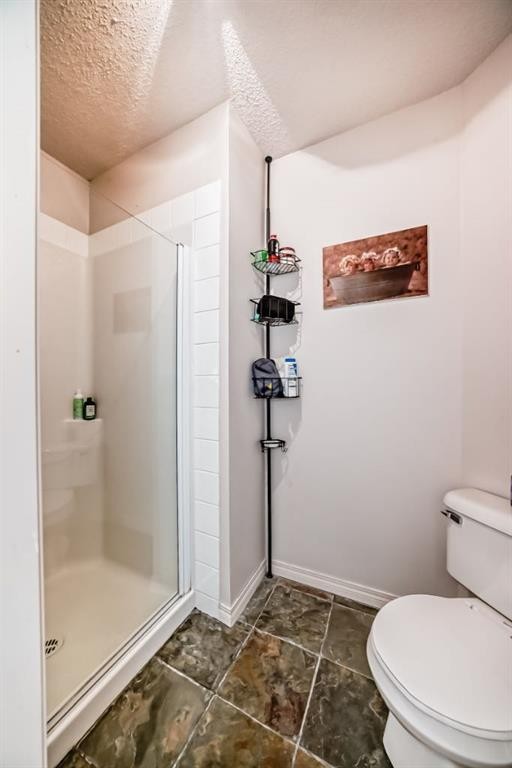 21 Royal Oak Gardens Nw, Calgary, AB - Indoor Photo Showing Bathroom