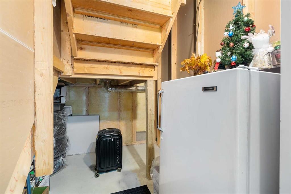 118 Bridleridge Way Sw, Calgary, AB - Indoor