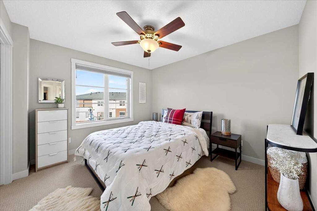 37 Aspen Hills Terrace Sw, Calgary, AB - Indoor Photo Showing Bedroom