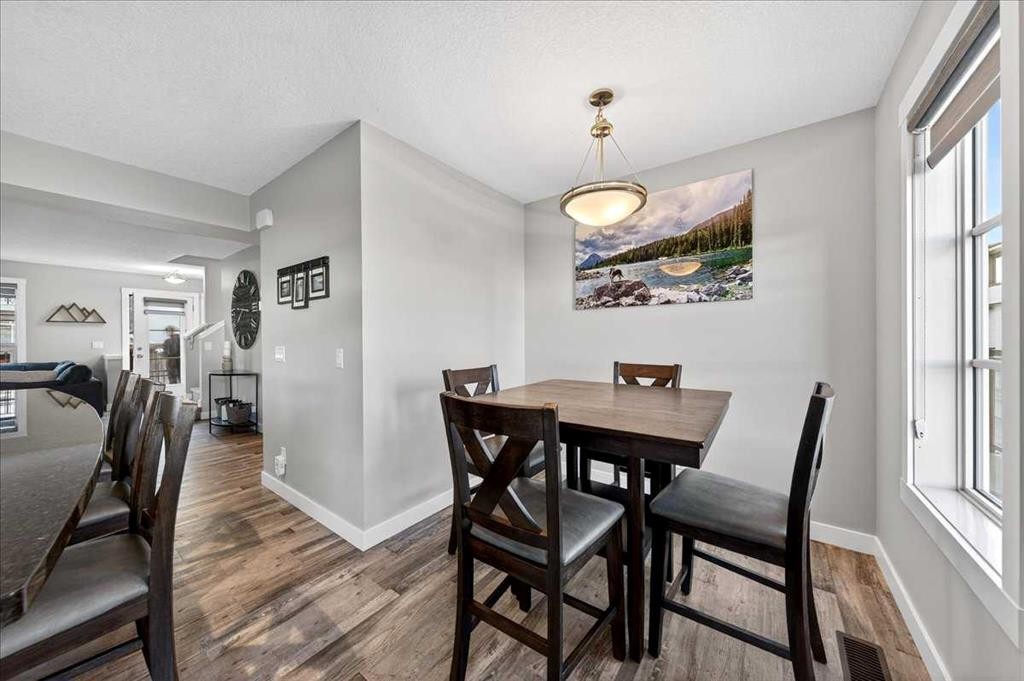 37 Aspen Hills Terrace Sw, Calgary, AB - Indoor Photo Showing Dining Room