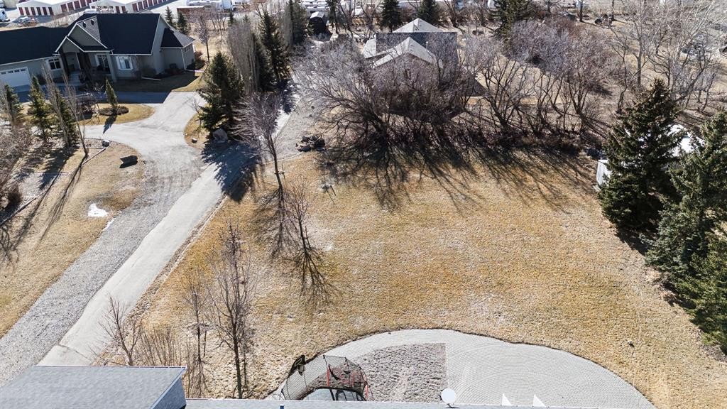 109 Derochie Drive, Claresholm, AB - Outdoor