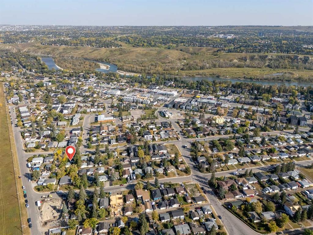 6507 34 Avenue Nw, Calgary, AB - Outdoor With View