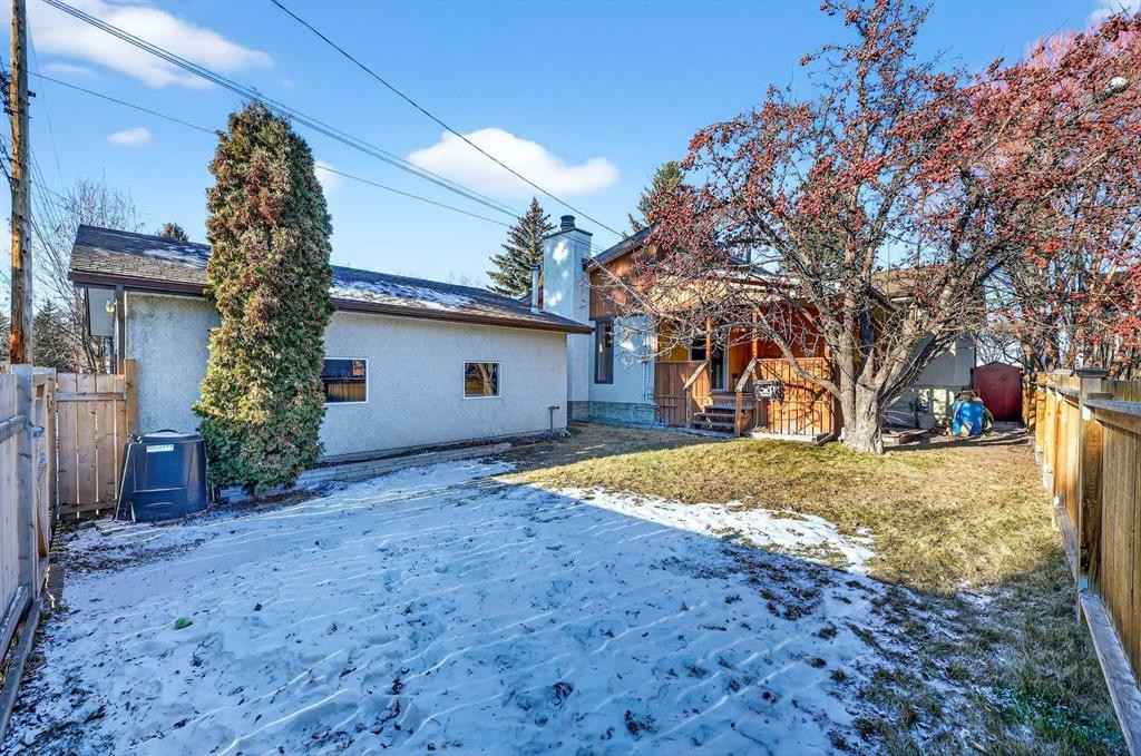 5315 Valiant Drive Nw, Calgary, AB - Outdoor