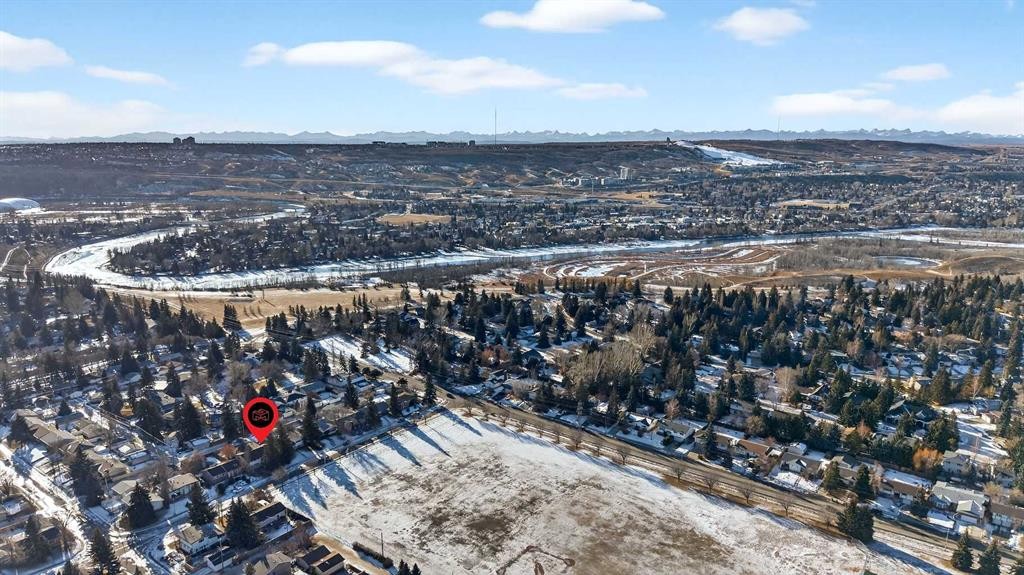 5315 Valiant Drive Nw, Calgary, AB - Outdoor With View