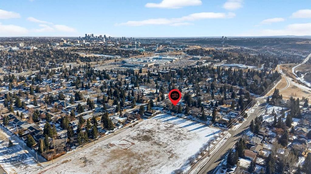 5315 Valiant Drive Nw, Calgary, AB - Outdoor With View