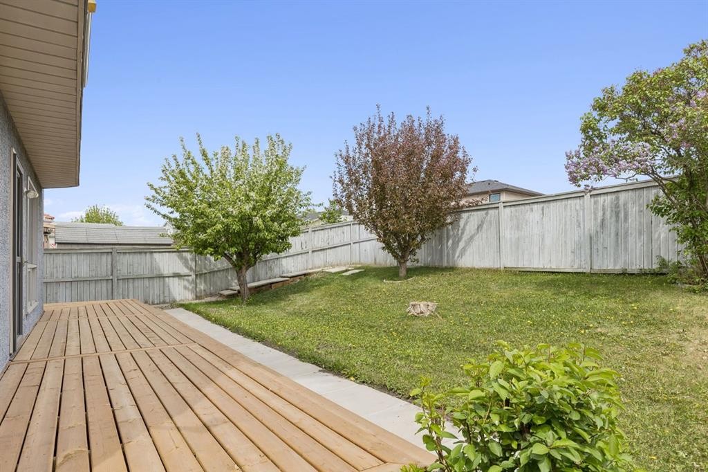 7117 California Boulevard Ne, Calgary, AB - Outdoor With Deck Patio Veranda