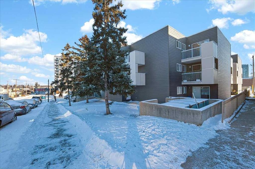 303-431 1 Avenue Ne, Calgary, AB - Outdoor